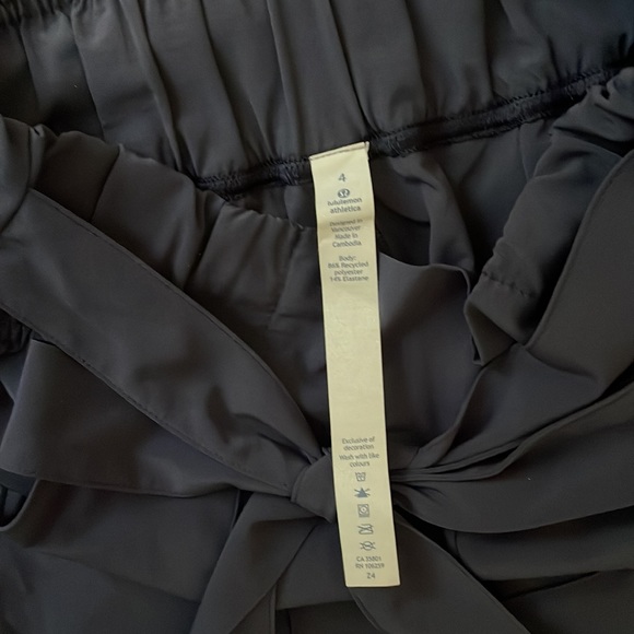 Lululemon High Waisted Pants - Picture 7 of 9